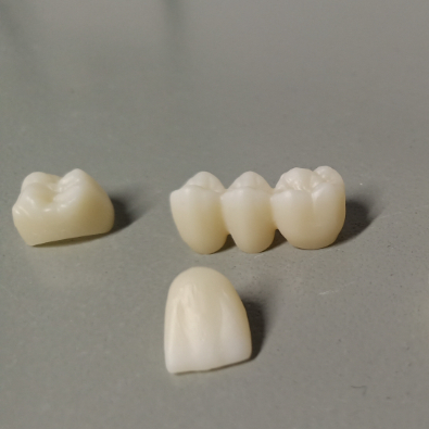 ST-ML Multi-Layer Zirconia Block , 1100MPa Strength , 16 Shades for Posterior Dental Crowns